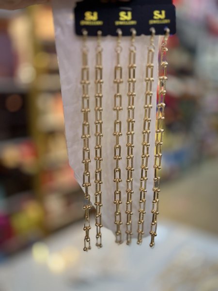 اسواره تيفني